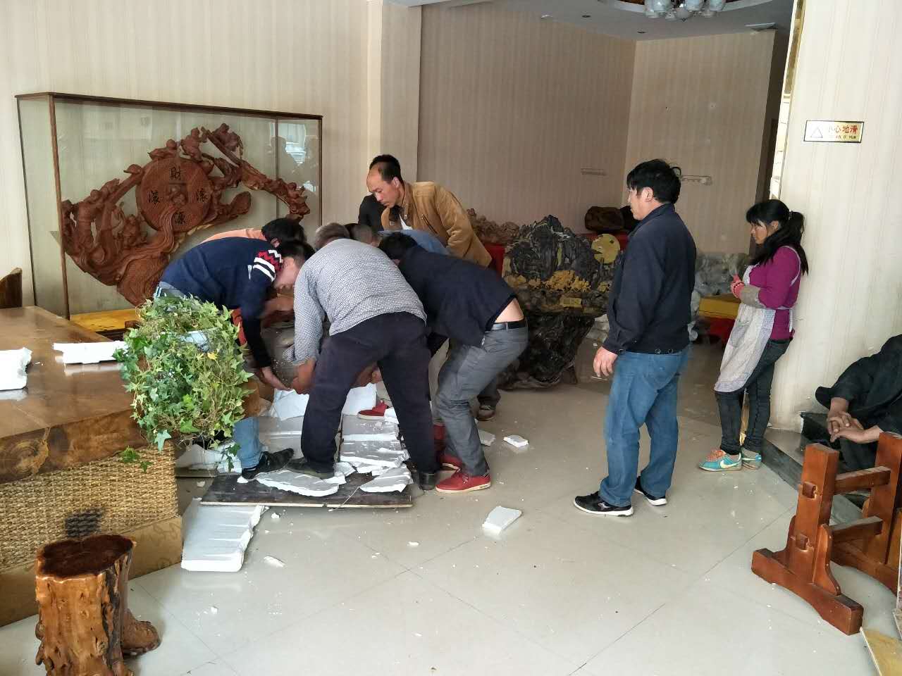 ��ľ�Ҿ߰��