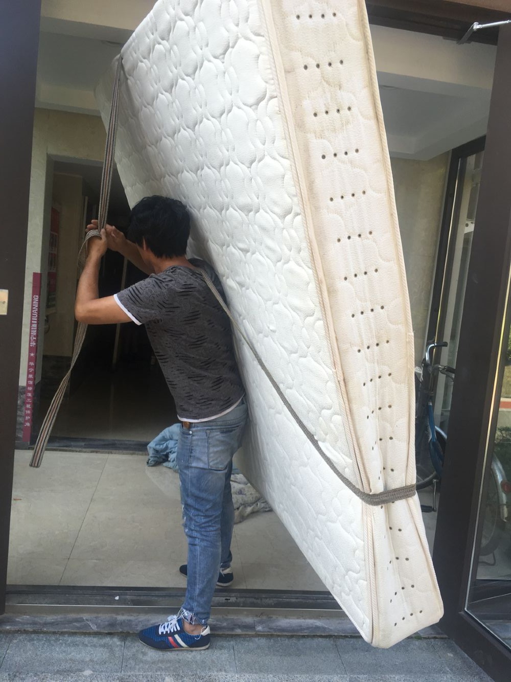 �󴲵�����¥