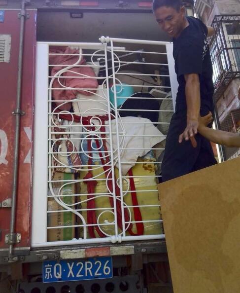 �����ֵܴ��˰�ҹ�˾