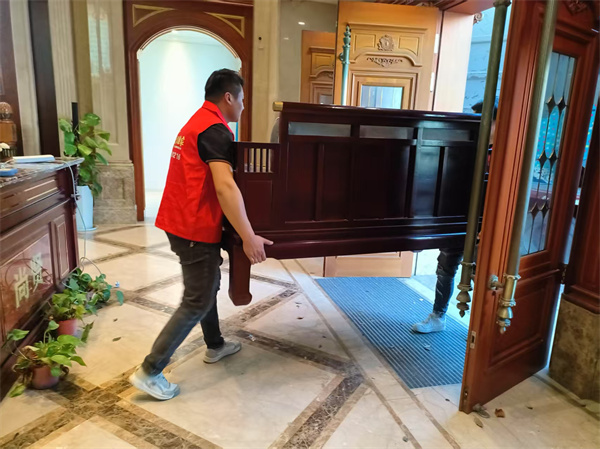 ���ٰ���