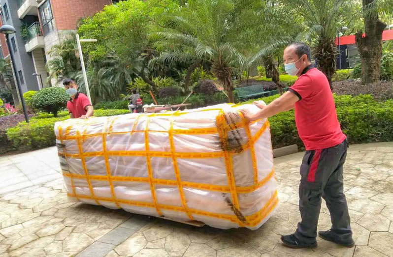 ������װ���