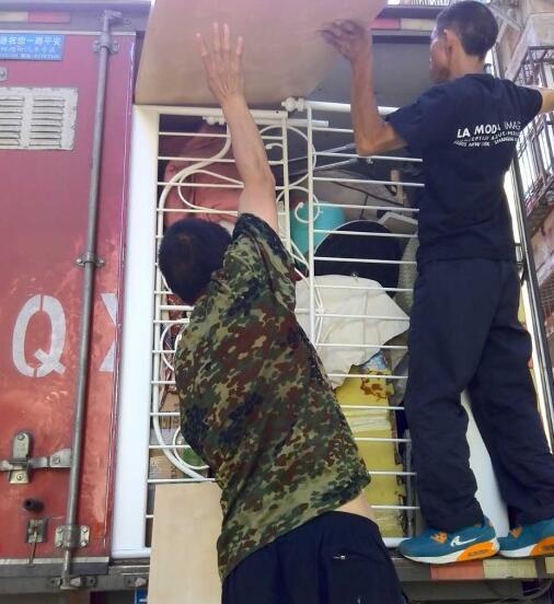 �����ֵܴ��˰�ҹ�˾