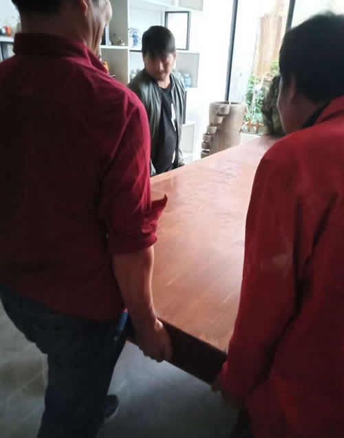 ���ڰ�ҹ�˾