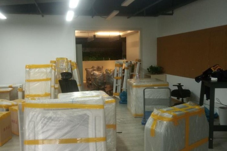 �Ϻ����ڰ᳡�ֳ�