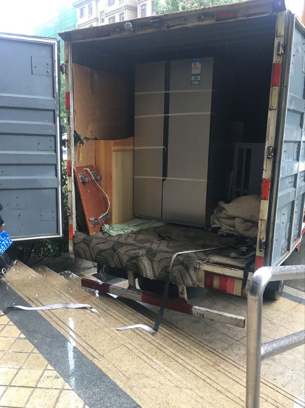 ��ʿ�Կ��ű���